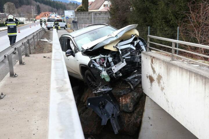 BFV Deutschlandsberg: Verkehrsunfall auf der B76 in Wies