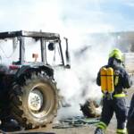 Brennender Traktor in Kleingöpfritz rasch gelöscht