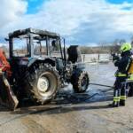 Brennender Traktor in Kleingöpfritz rasch gelöscht