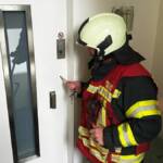 HFW Bad Ischl: Frau in Lift eingeschlossen