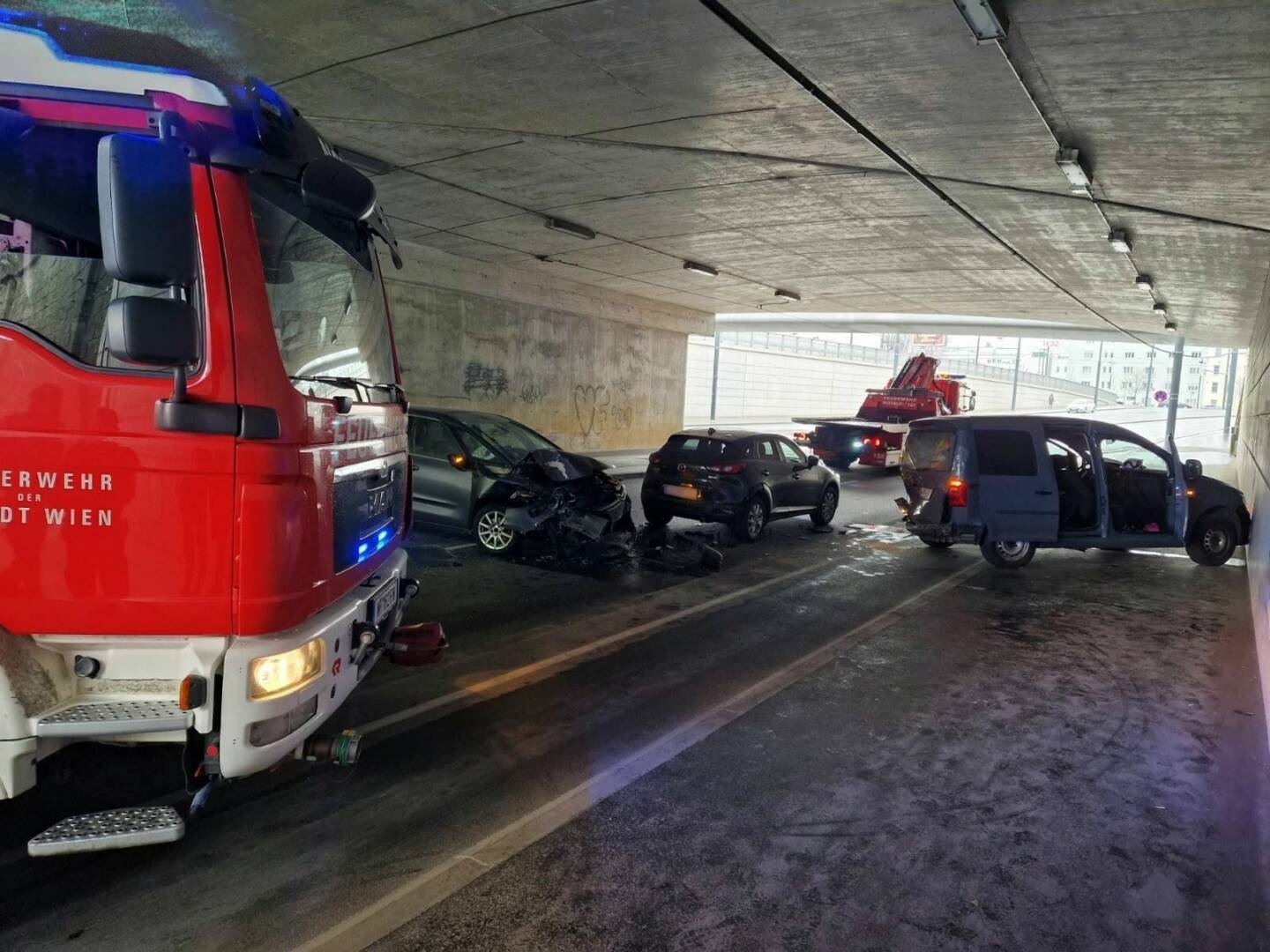 BF Wien: Verkehrsunfall in Wien X