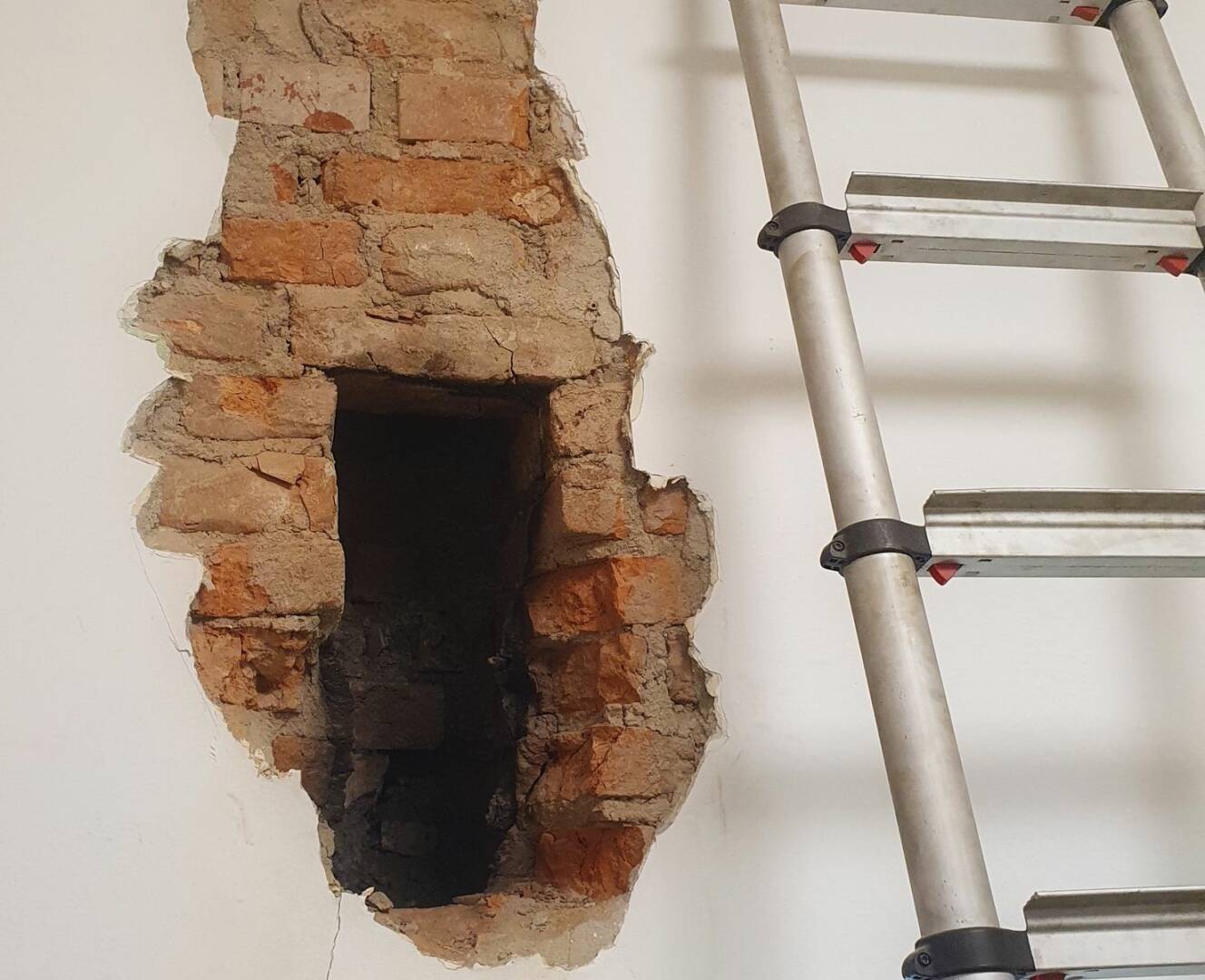 HFW Villach: Gefährlicher Kaminbrand in Mehrparteienhaus