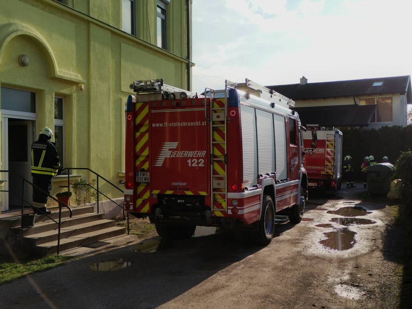 FF Steinabrückl: Vermutlicher Brand eines Elektroofens