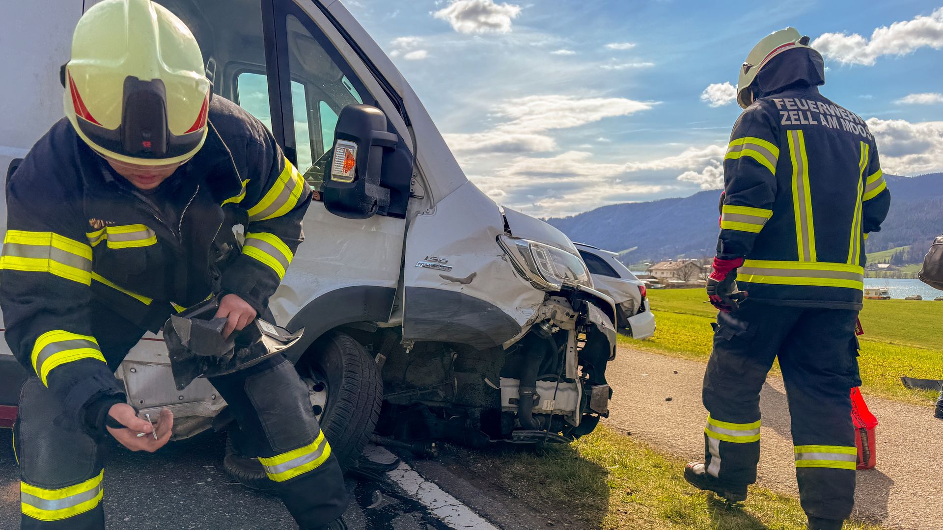 AFKDO Mondsee: Mehrfacher Schutzengel bei schwerem Verkehrsunfall