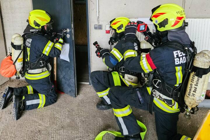 FF Bad Goisern: Atemschutz-Prüfung erfolgreich absolviert
