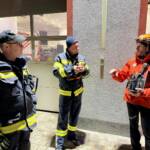 Bergrettung und Feuerwehrdrohnengruppe üben