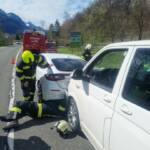 Auffahrunfall bei Abbiegemanöver auf B145