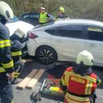 Auffahrunfall bei Abbiegemanöver auf B145