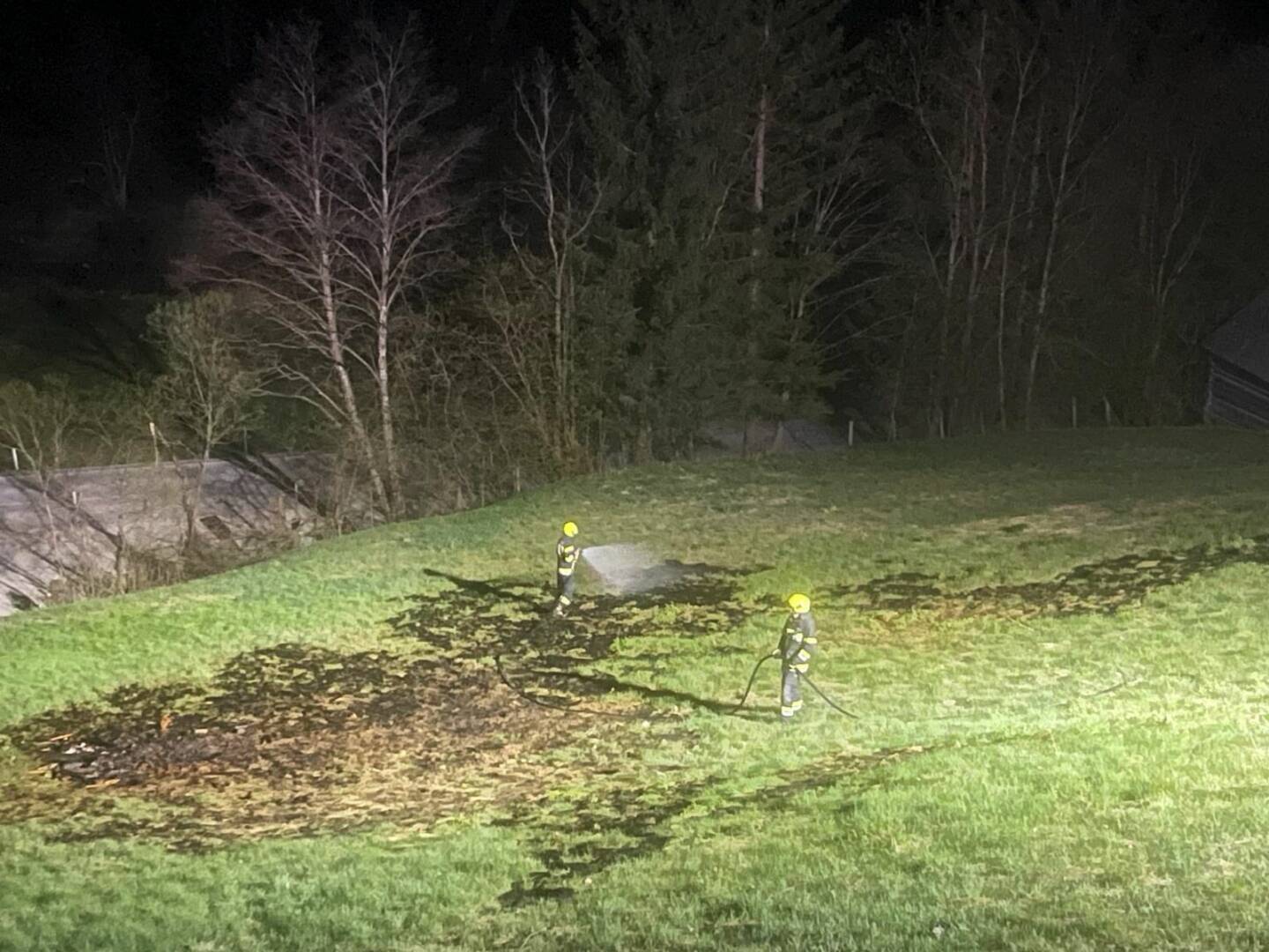 FF Donnersbach: Wiesenbrand im Ortsteil Winklern