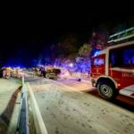 Tödlicher Verkehrsunfall mit 4 PKWs
