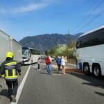 HFW Villach: Reisebusunfall am Autobahnknoten Villach 2
