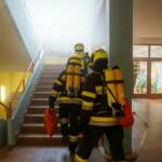 Räumungsübung - Brand in der Volksschule Radenthein