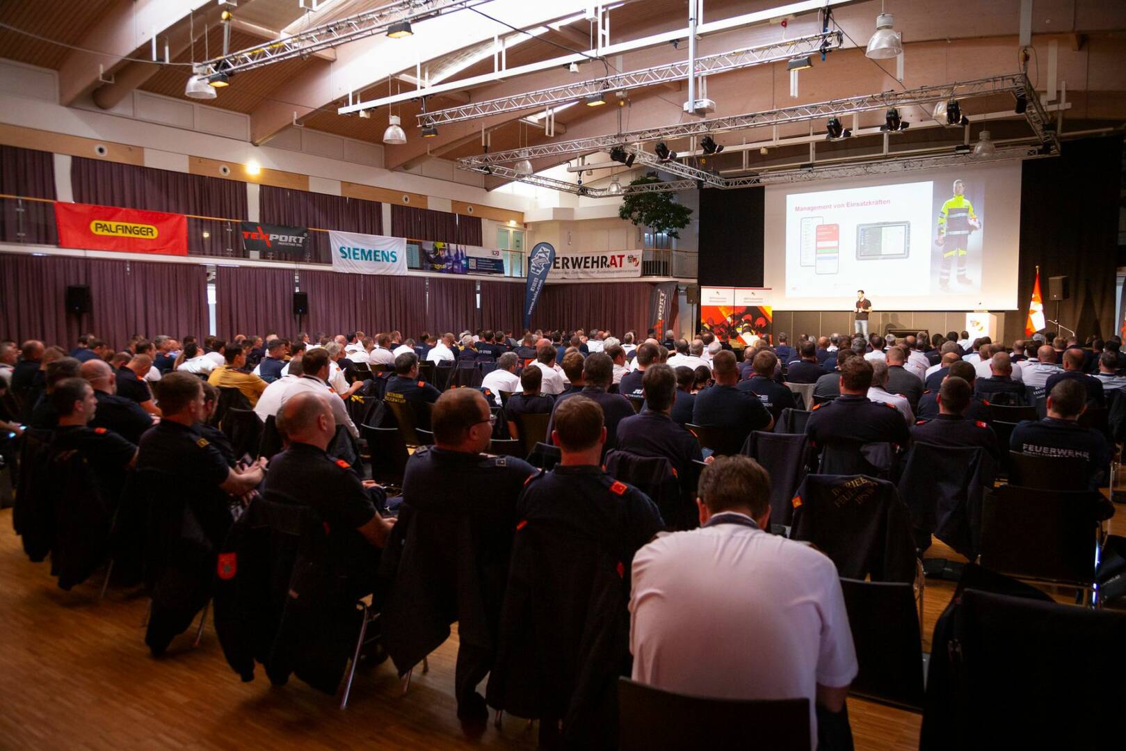 Betriebsfeuerwehren sind wichtige Stütze der Unternehmen