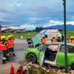 Verkehrsunfall zwischen zwei Fahrzeugen