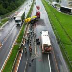 Verkehrsunfall - LKW auf A2 umgekippt