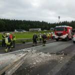 Verkehrsunfall - LKW auf A2 umgekippt