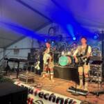 Feuerwehrfest mit Fahrzeug- und Tragkraftspritzensegnung der FF Kaning