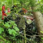Menschenrettung aus abgestürztem Oldtimer