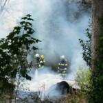 Brand einer Gartenhütte