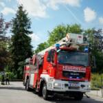 Feuerwehr rettet Innviertler Storchenfamilie