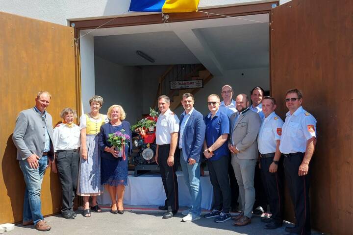 BFK Gmünd: Tragkraftspritze und Feuerwehrhaus gesegnet