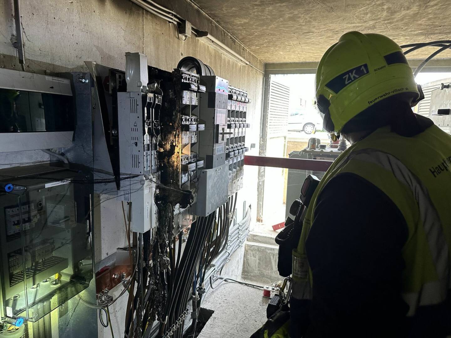 HFW Villach: Balkon- und Trafobrand rasch gelöscht