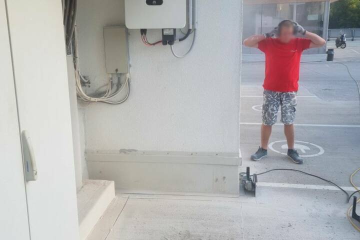 HFW Bad Ischl: Schneidearbeiten führen zu Feuerwehreinsatz