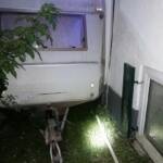 Anhängerbergung - Wohnwagen in Wohnhaus