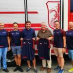 Sportlich eingekleidete Florianis
