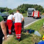 Menschenrettung - Beifahrerin mit Finger in Sitz eingeklemmt