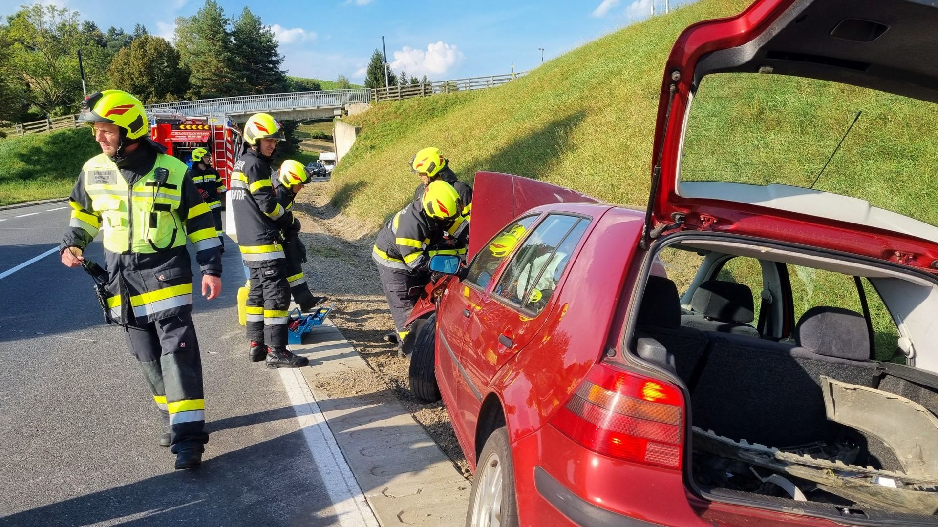 BFV Deutschlandsberg: Zwei Verkehrsunfälle auf der B76