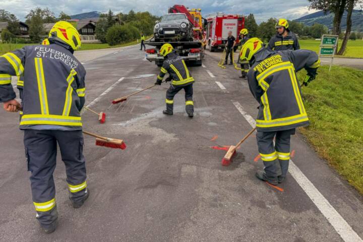 AFKDO Mondsee: Schwerer Verkehrsunfall auf B154