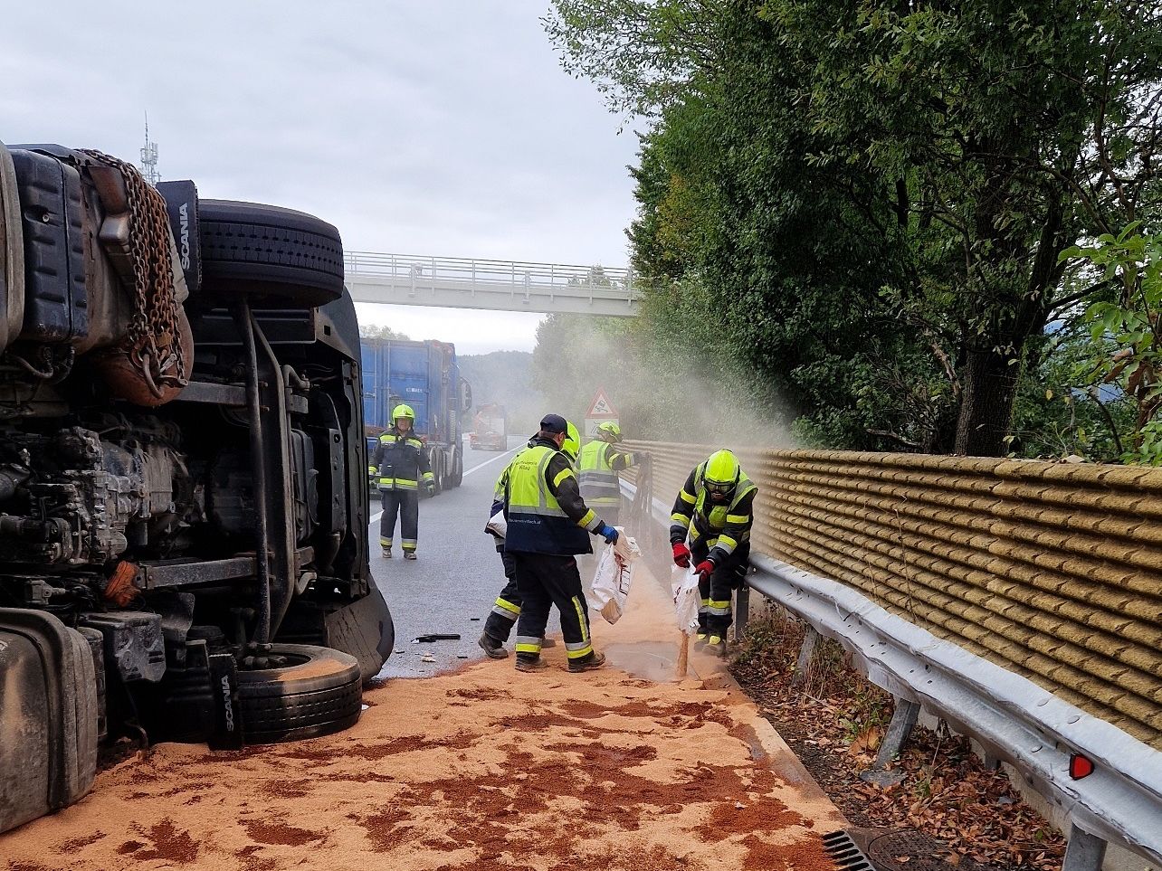 HFW Villach: Schwerer LKW Unfall auf Südautobahn