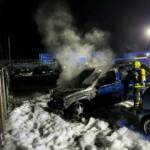 Fahrzeugbrand bei Autohändler
