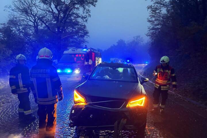FF Klosterneuburg: Frontalcrash auf der Höhenstraße am Nationalfeiertag