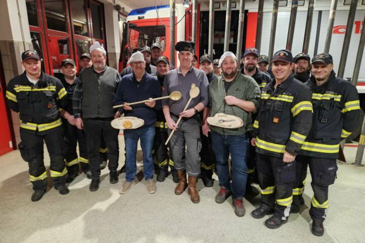 HFW Bad Ischl: Jahresabschlussfeier der Hauptfeuerwache