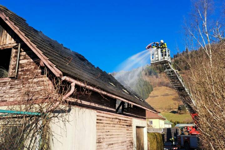 AFK Millstatt-Radenthein: Nebengebäudebrand in Radenthein