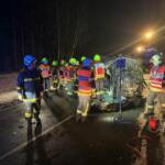 Verkehrsunfall mit Menschenrettung zwischen Nondorf und Gmünd