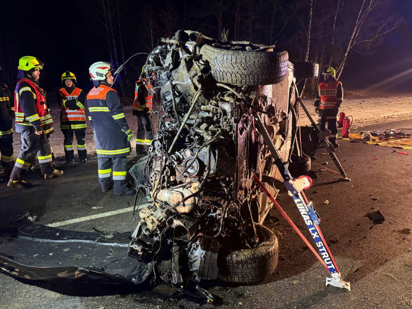 FF Hoheneich: Verkehrsunfall mit Menschenrettung