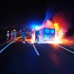 Kastenwagen in Vollbrand