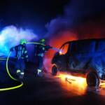 Kastenwagen in Vollbrand