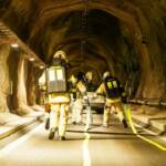BFV Schwaz: Grossübung „Harpfnerwandtunnel“ 8 Fahrzeugbrand im Harpfnerwandtunnel erfolgreich bewältigt