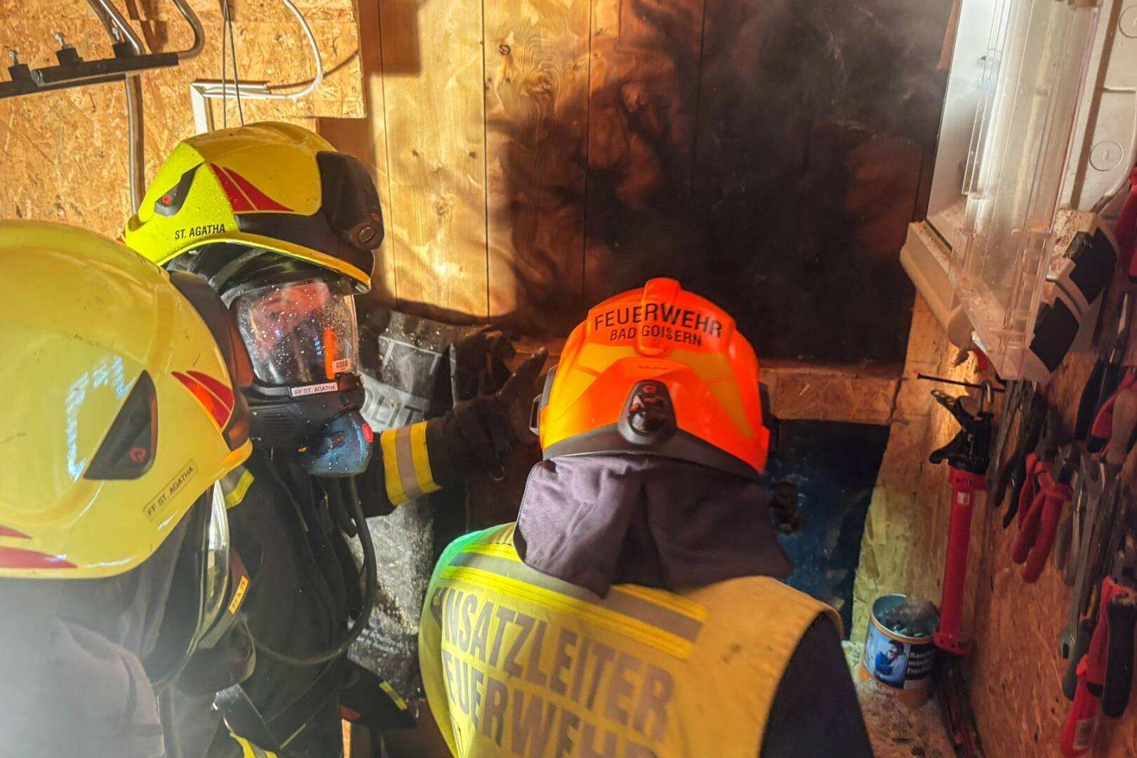 FF Bad Goisern: Brandausbreitung gerade noch verhindert