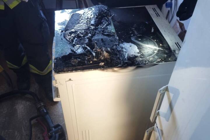 FF Bad Ischl: Brand in Mehrparteienhaus