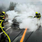 BFV Leoben: PKW in Vollbrand im Baustellenbereich auf der A9 bei Mautern