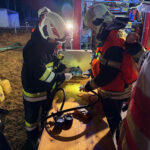 Tankwagenunfall mit Menschenrettung und Schadstoffaustritt