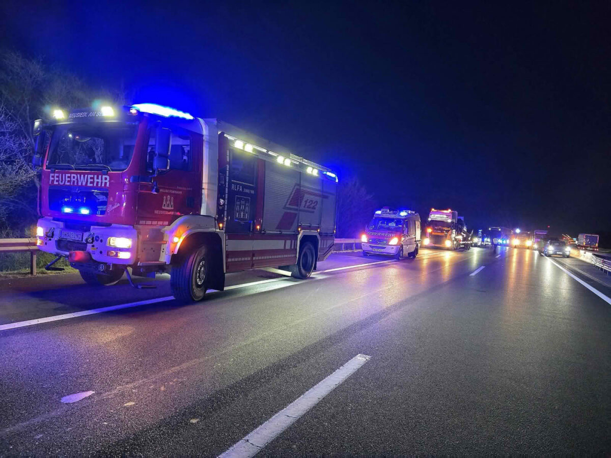 Schwerer Verkehrsunfall mit Personenschaden auf der A4