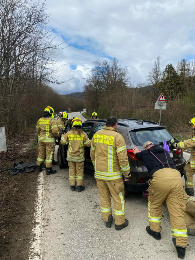 FF Laab - T1 - Verkehrsunfall: Verletzung