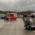 AFKDO Mondsee: Oberwang – Unfall mit drei PKW’s und zwei Verletzten während eines Graupelschauers auf A1