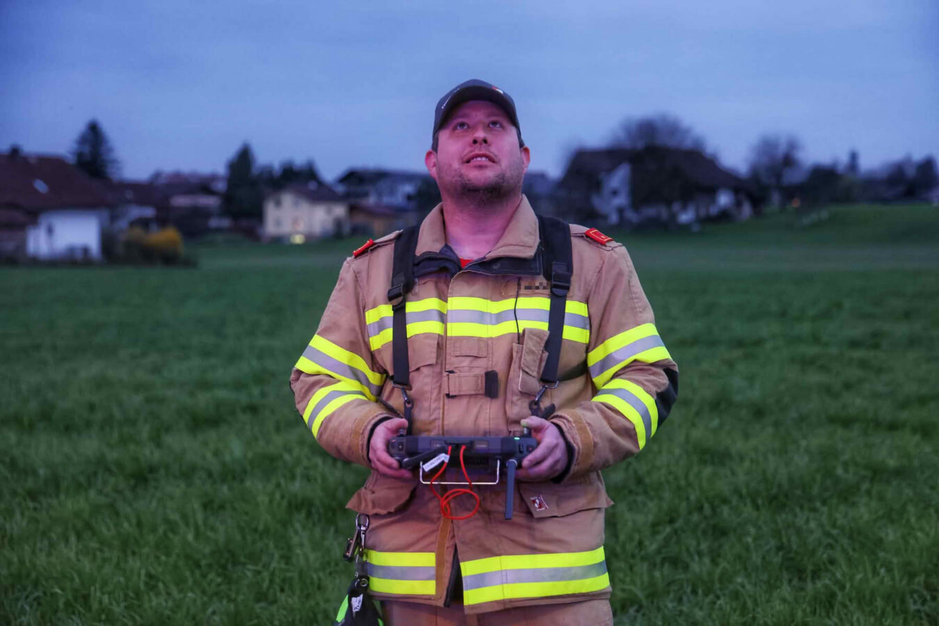 BFKDO Flachgau: Übung, Brand landwirtschaftlichen Objekts – Alarmstufe 4 9 Feuerwehren aus dem Bezirk Flachgau – Übung, Brand landwirtschaftlichen Objekts – Alarmstufe 4